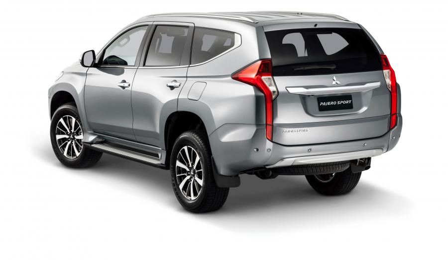  Mitsubishi Pajero Sport Exceed 2015 года  (AU) (фото 15 из 40)